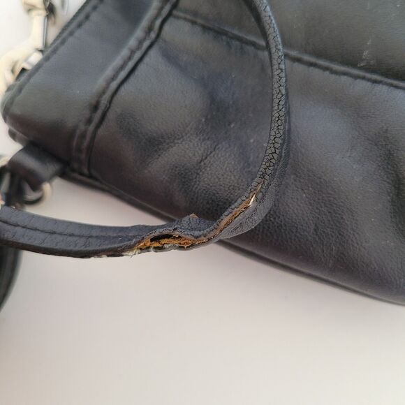 Coach Vintage Black Wallet Wristlet Clutch 7x5 Zip Pouch Small Geniue Leather - Picture 6 of 8